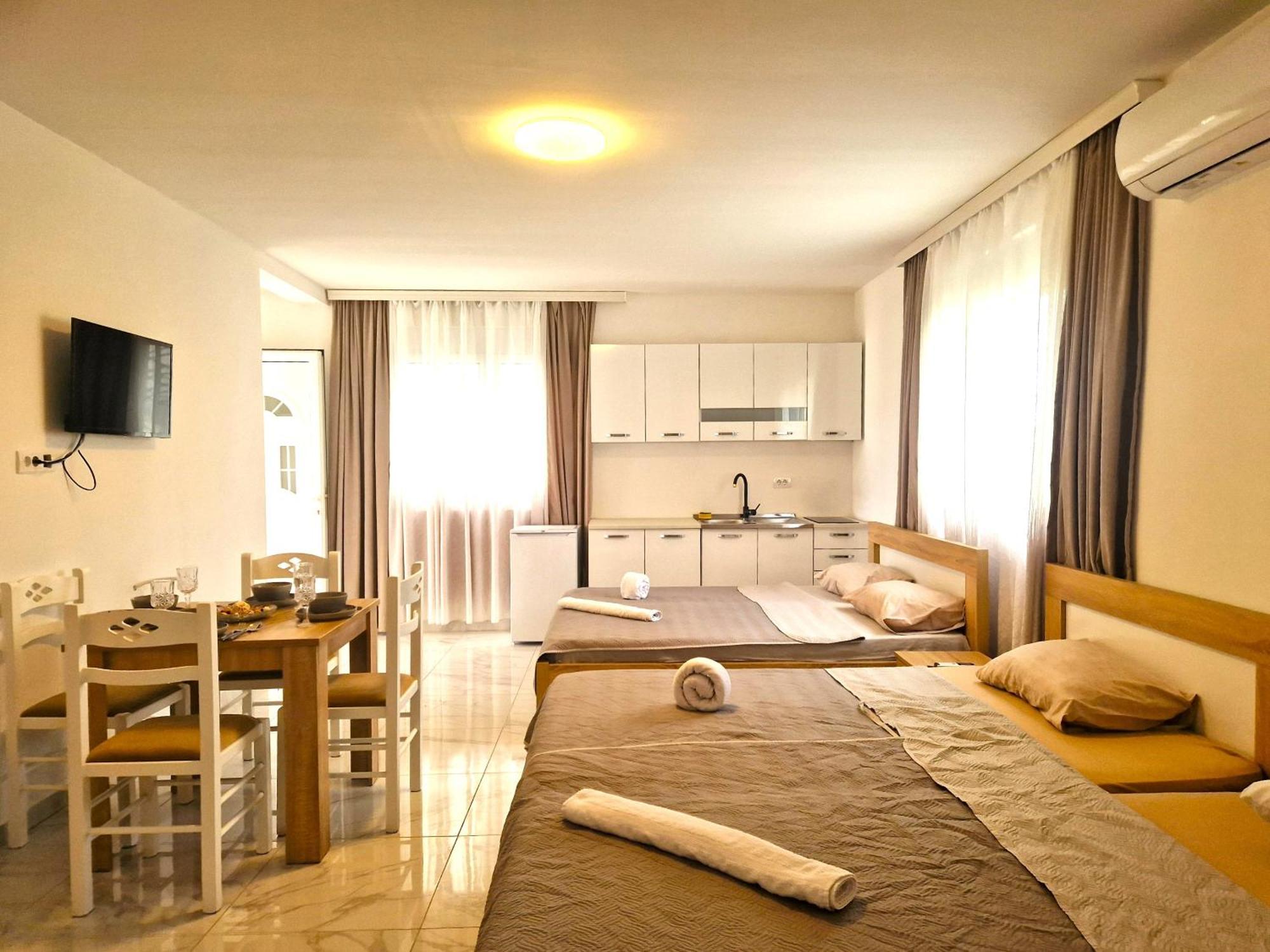 Ivana Apartments Ulcinj Esterno foto