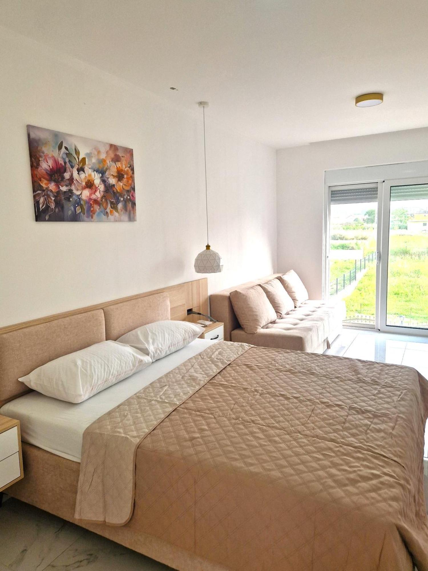 Ivana Apartments Ulcinj Esterno foto