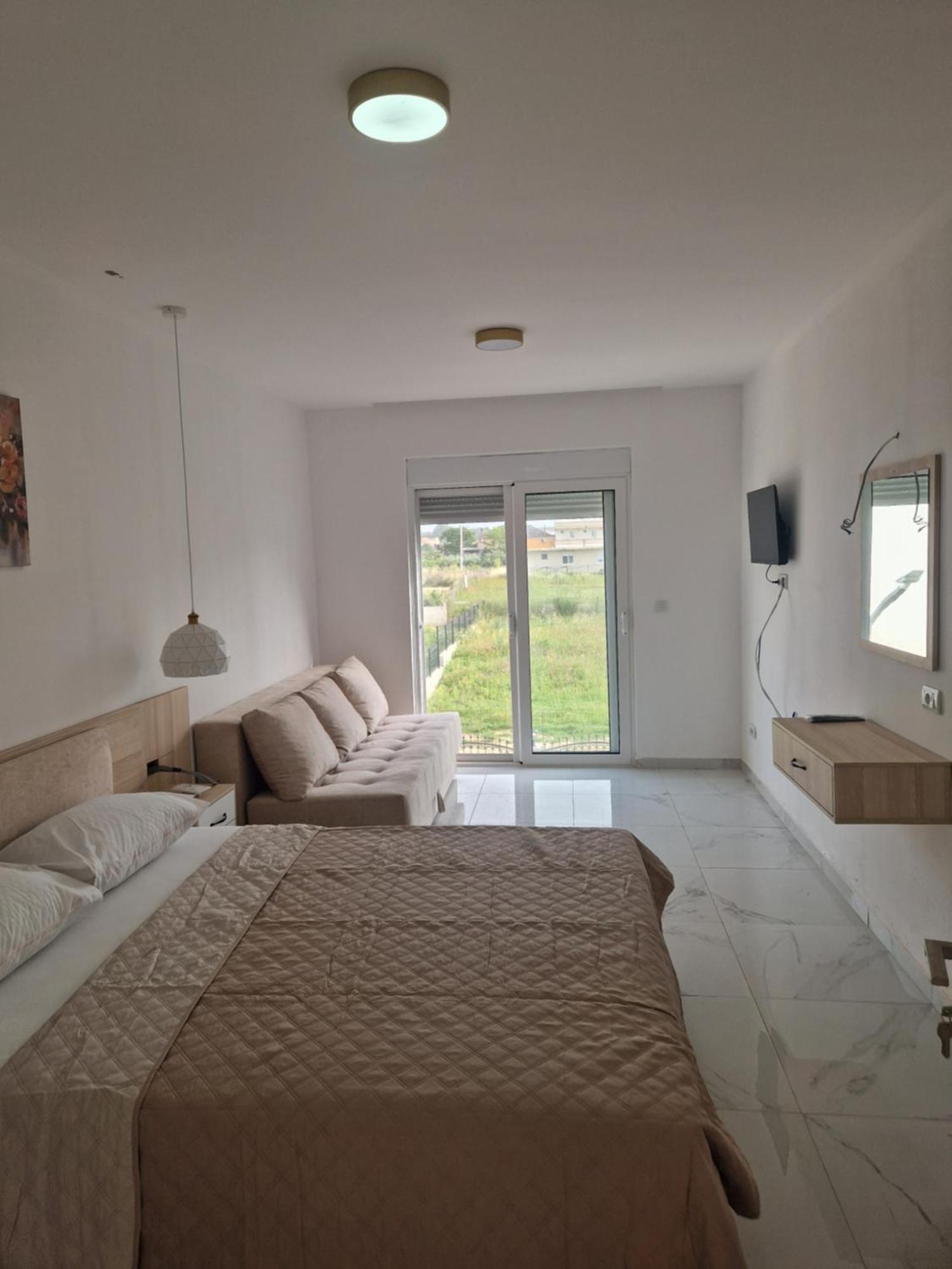 Ivana Apartments Ulcinj Esterno foto