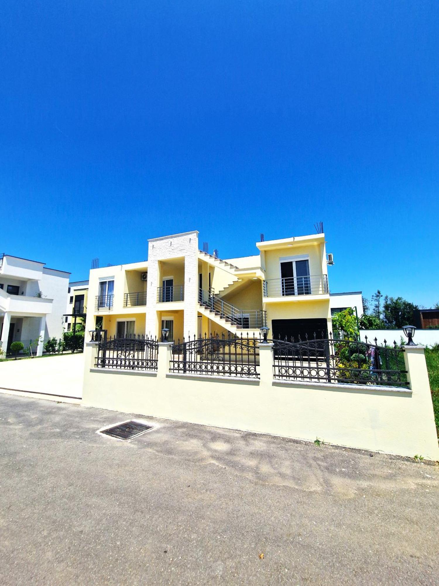 Ivana Apartments Ulcinj Esterno foto