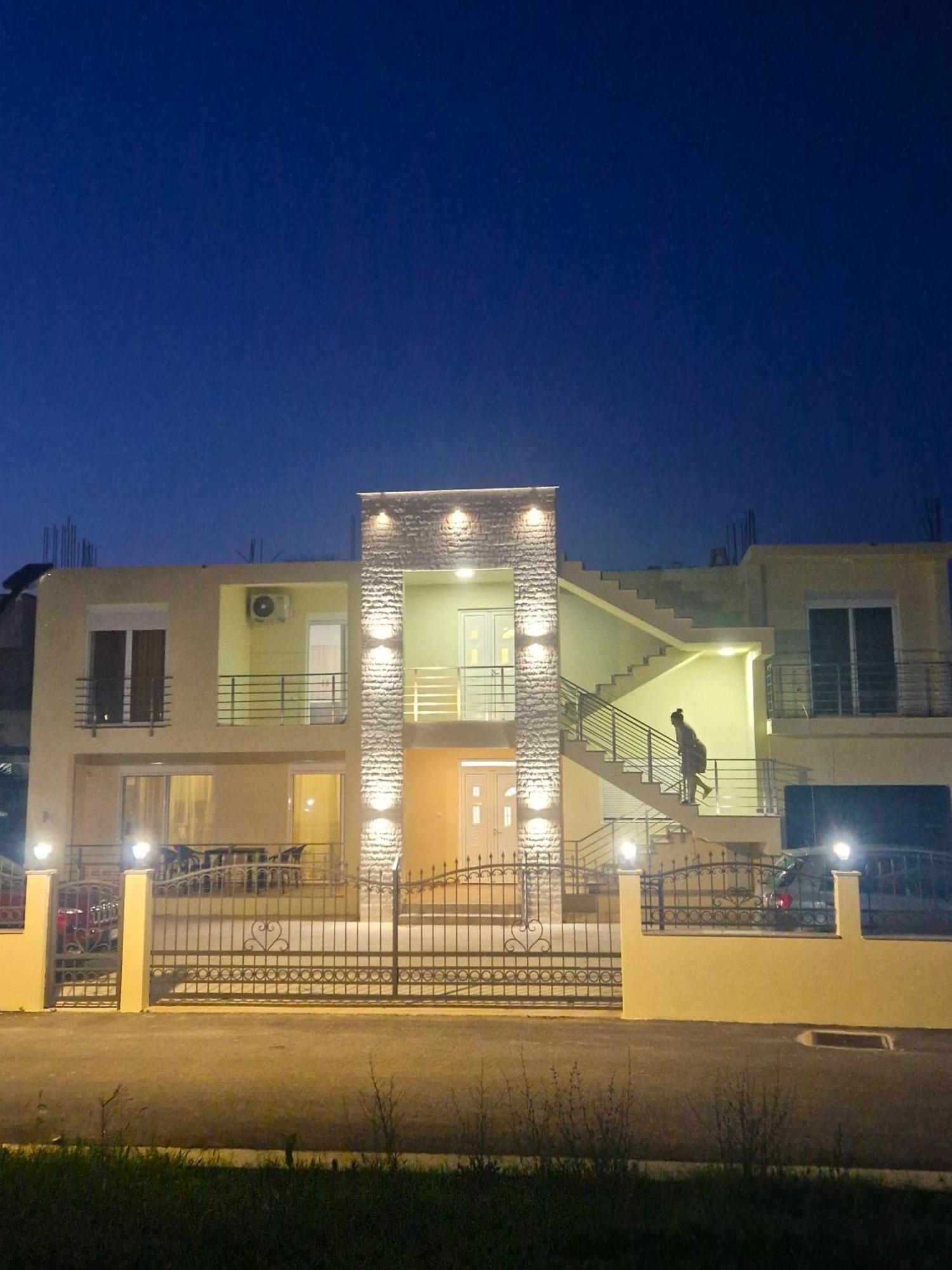 Ivana Apartments Ulcinj Esterno foto